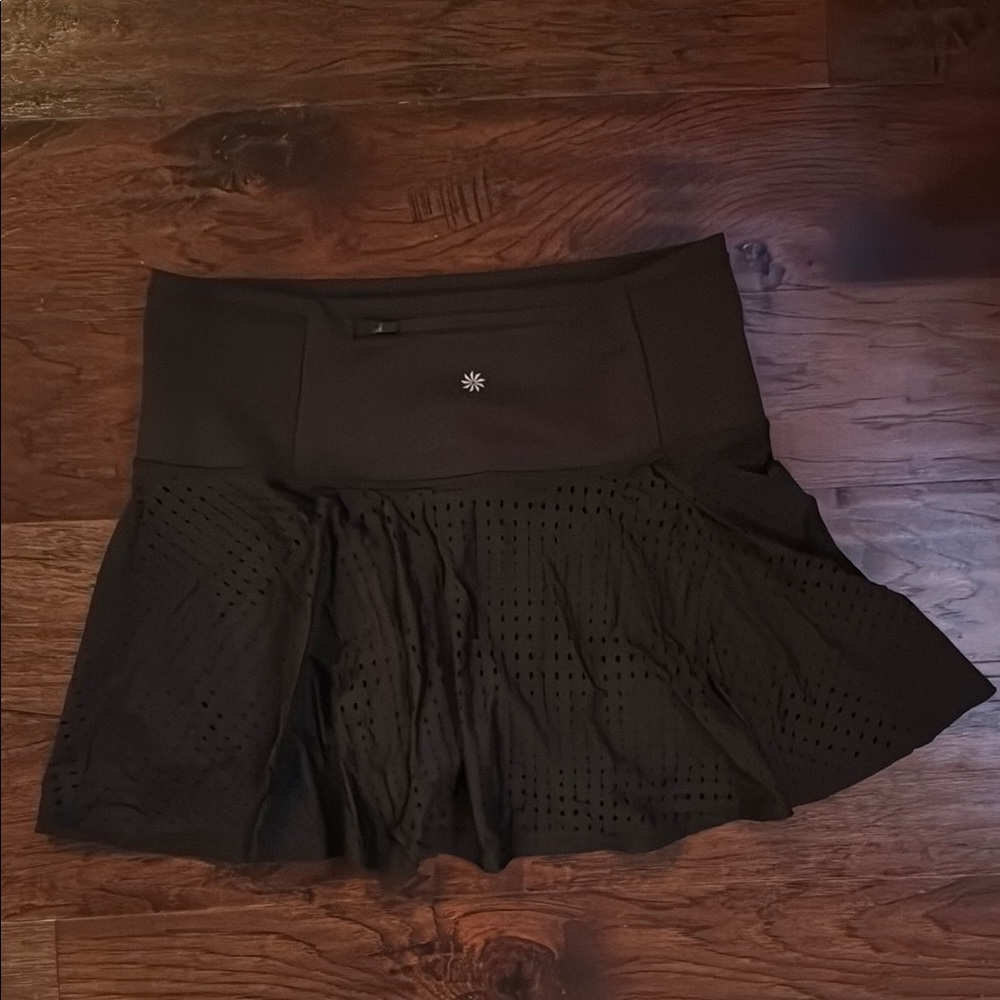 Athleta Black athletic Skirt size medium Never Worn